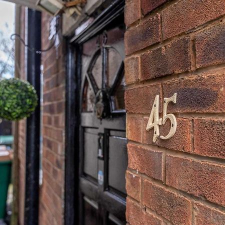 Cosy 2 Bedroom Home In Coventry Esterno foto